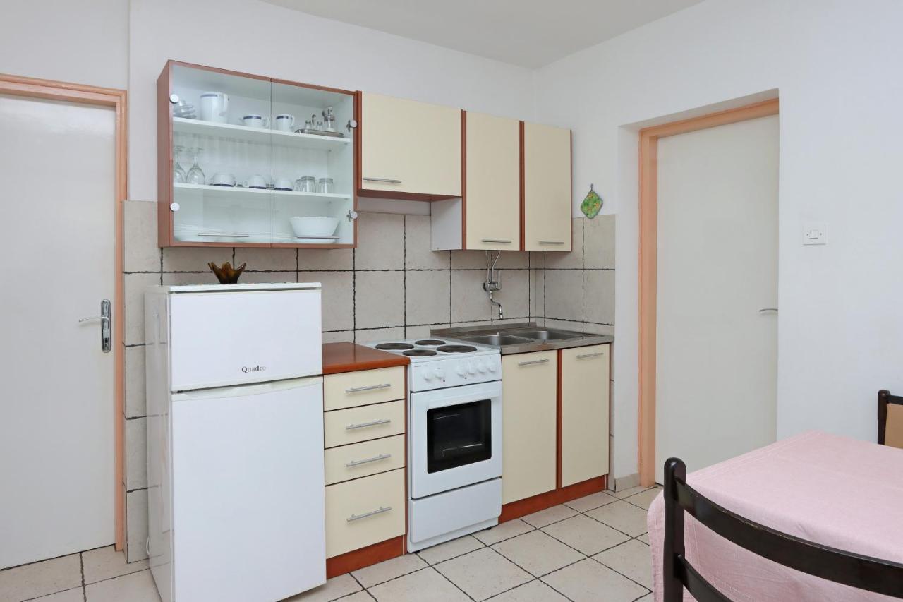 Apartments With A Parking Space Crikvenica - 12592 Экстерьер фото