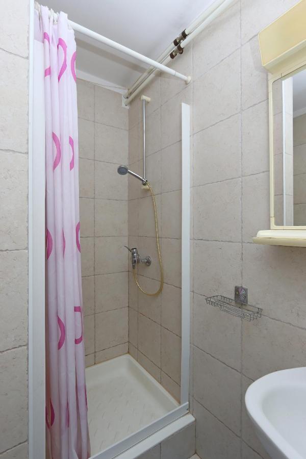 Apartments With A Parking Space Crikvenica - 12592 Экстерьер фото